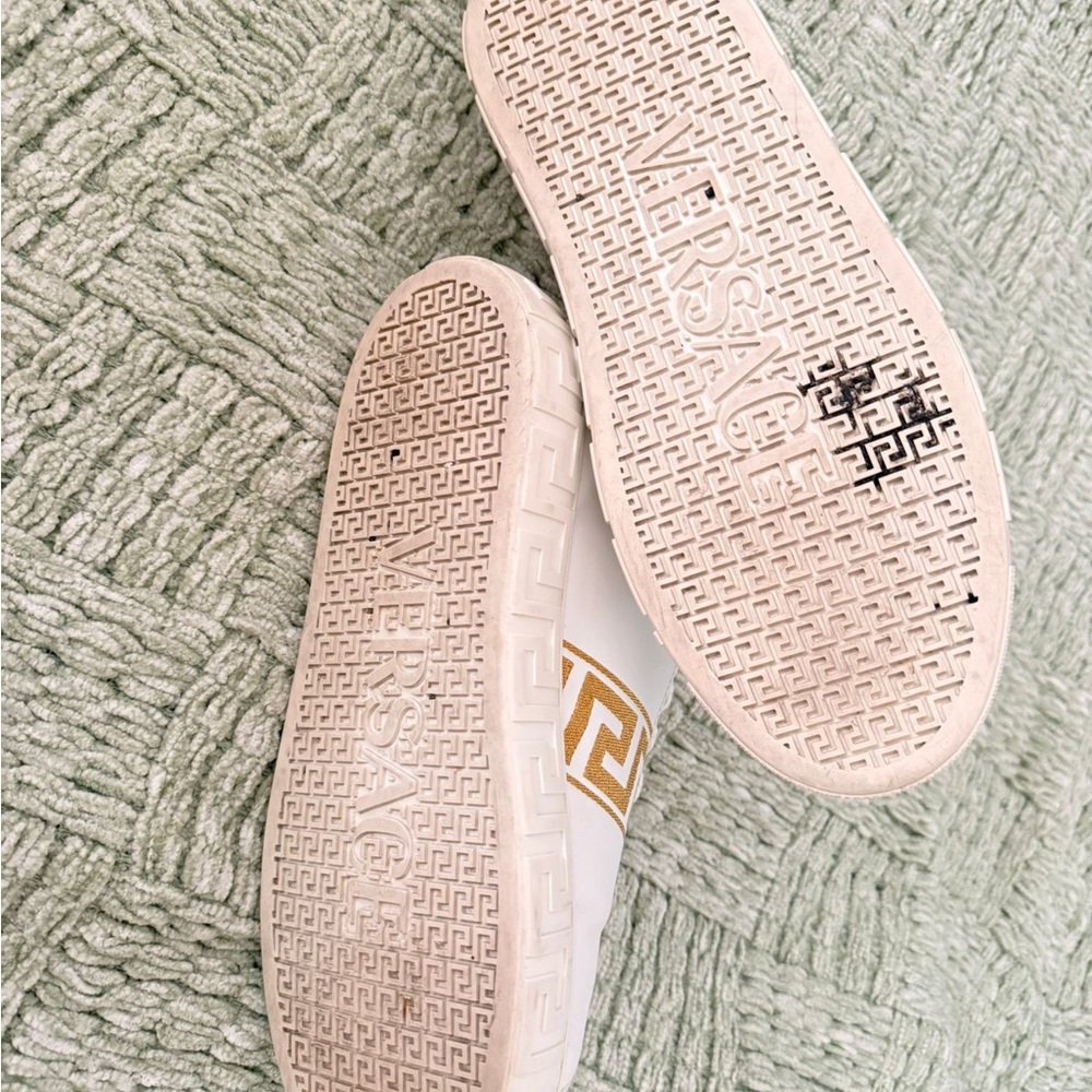Versace White Sneakers with Gold Greek Key Detail - Picture 6 of 6
